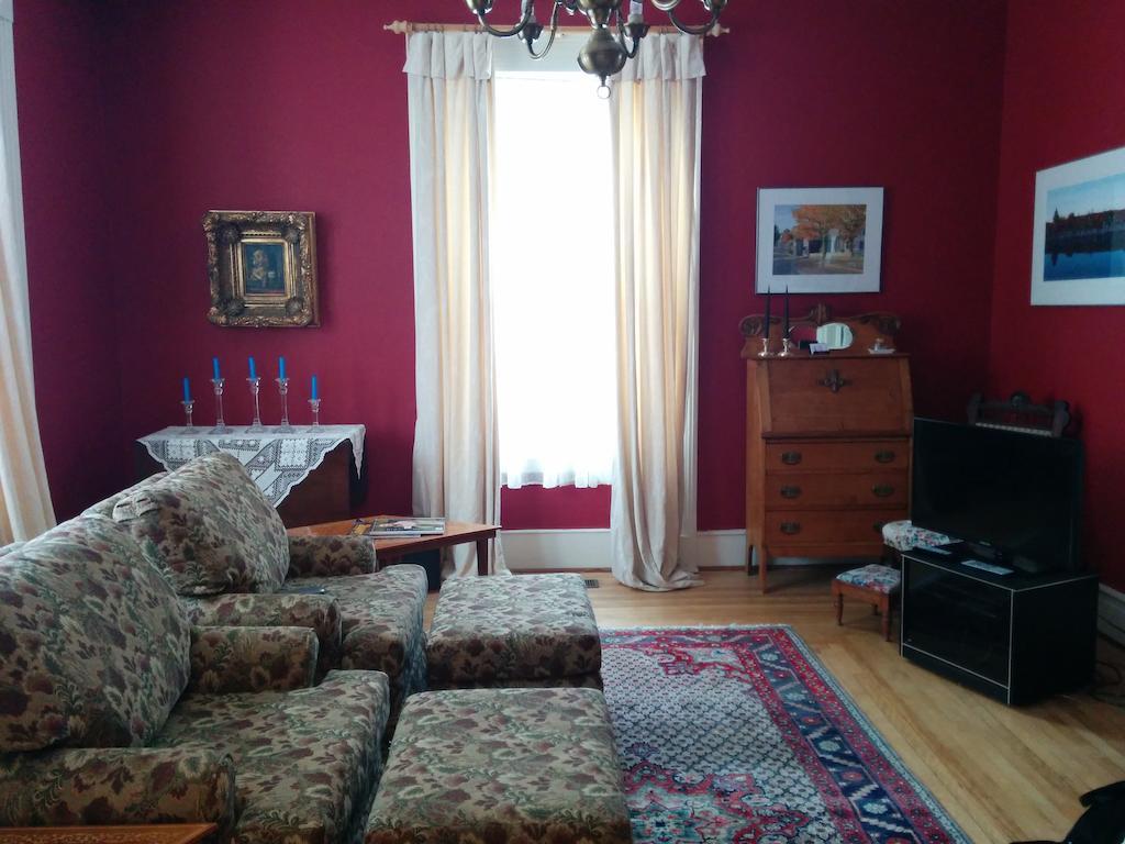 Fairmont House Bed & Breakfast Mahone Bay Ngoại thất bức ảnh
