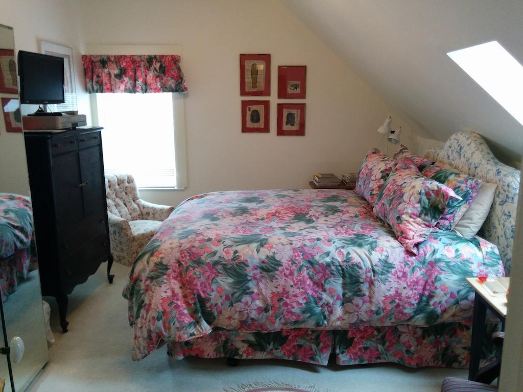 Fairmont House Bed & Breakfast Mahone Bay Phòng bức ảnh