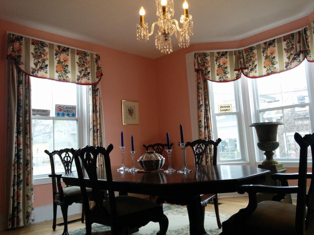 Fairmont House Bed & Breakfast Mahone Bay Ngoại thất bức ảnh