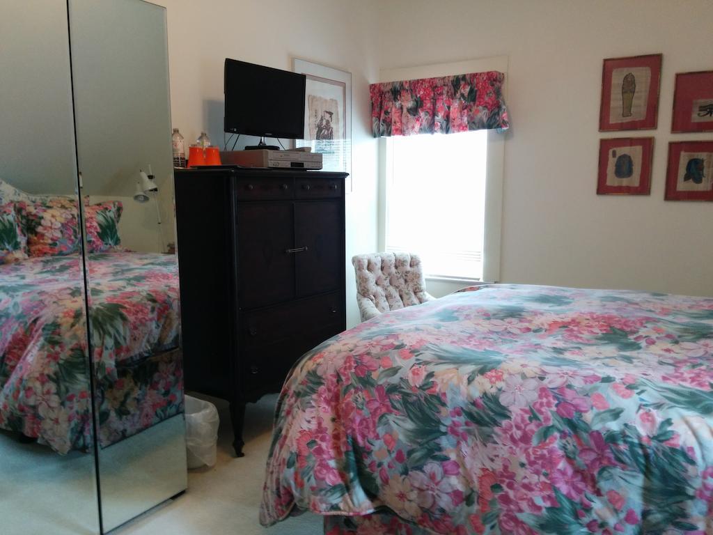 Fairmont House Bed & Breakfast Mahone Bay Phòng bức ảnh